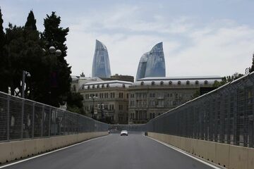 Архитектура трассы в Баку