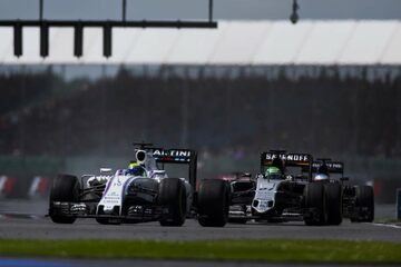 Нико Хюлькенберг, Force India VJM09 Mercedes за Фелипе Массой, Williams FW38 Mercedes