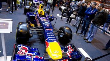 Red Bull Racing презентует новую ливрею 17 февраля