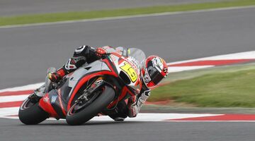 MotoGP: Aprilia представит новый байк на предсезонных тестах в Катаре