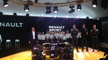 Renault F1 назвала состав пилотов и руководства