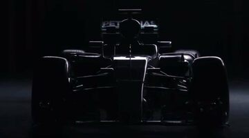 Видео: Обкатка Mercedes W07 в Сильверстоуне