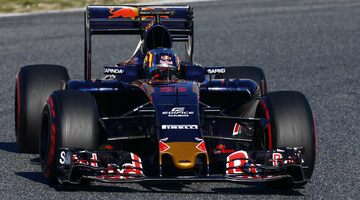 Карлос Сайнс-старший: Toro Rosso пока рано думать о подиумах