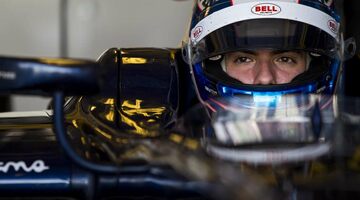 Николя Латифи стал тест-пилотом Renault F1