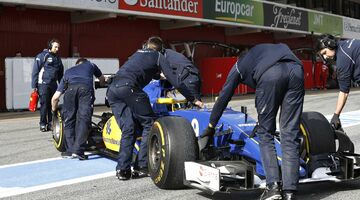Йос Ферстаппен: В Sauber постоянно сталкиваются с проблемами