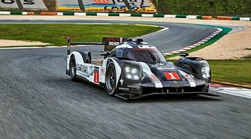 Porsche представила свой прототип LMP1 919 Hybrid 