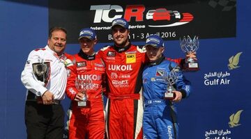 Пепе Ориола выиграл вторую гонку TCR в Бахрейне