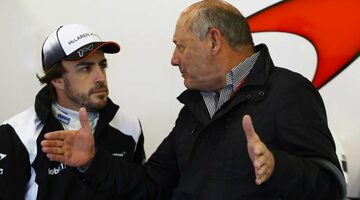 Рон Деннис: FIA совершила ошибку, не допустив Алонсо к гонке