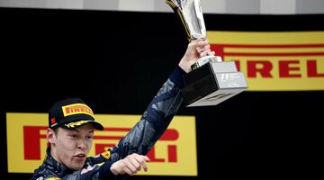 Даниил Квят признан болельщиками гонщиком дня на Гран При Китая