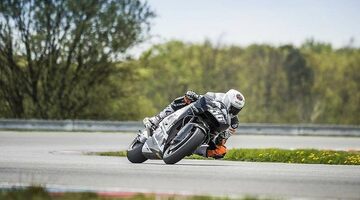 MotoGP: Тестам KTM помешала погода
