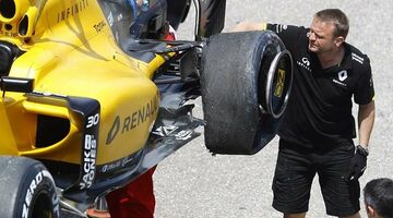 Pirelli: Шина на автомобиле Джолиона Палмера не имела структурных дефектов