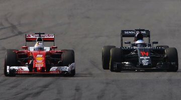 Эрик Булье: McLaren может опередить Ferrari на Гран При Монако