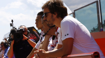 Фернандо Алонсо: Гонщики MotoGP – настоящие герои