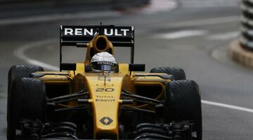 Гонщики Renault хотят забыть этот уик-энд