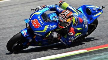MotoGP: Маверик Виньялес показал лучшее время в третьей тренировке в Барселоне