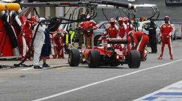 В Ferrari пытались отменить пит-стоп Райкконена