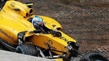 Джолион Палмер: В составе Renault нет крашеров