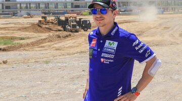 MotoGP: Хорхе Лоренсо посетил строительство гоночной трассы в Алма-Ате