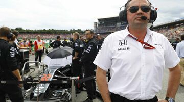 Эрик Булье: McLaren не нужны тесты новых шин Pirelli