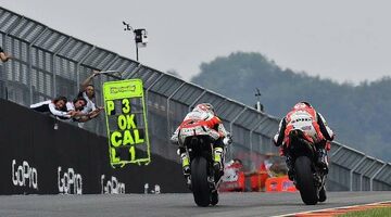 MotoGP рассматривает возможность передачи сообщений гонщику на трассе