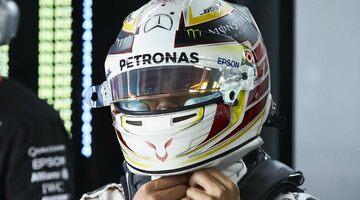 Льюис Хэмилтон пропустит тесты Pirelli в Барселоне из-за боли в ноге