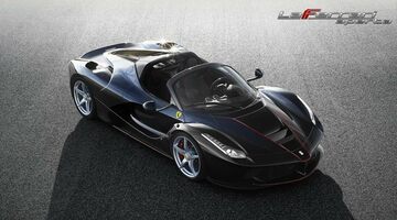 Видео: Себастьян Феттель в рекламе LaFerrari Aperta