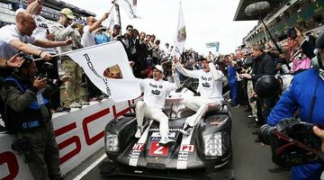 Ромен Дюма и Марк Либ покидают команду Porsche в WEC
