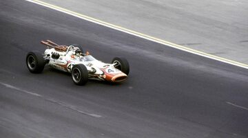 50 лет назад пилоты IndyCar и Формулы 1 сразились в Японии