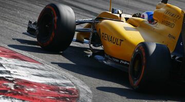 Видео: Самые яркие моменты 2016 года от Renault Sport