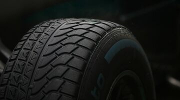 Pirelli проведет дополнительные тесты дождевой резины