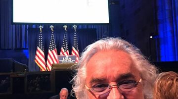 Флавио Бриаторе приехал в Вашингтон поддержать Дональда Трампа