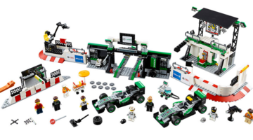 Lego выпустила конструктор Mercedes AMG F1 team