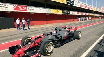 «Шпионские» фотографии новой машины Haas