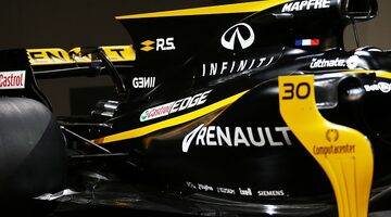 FIA попросила Renault сменить конструкцию заднего антикрыла