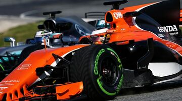 В McLaren отреагировали на информацию о неформальных переговорах с Mercedes