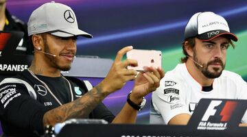 FIA изменила формат пресс-конференции в четверг