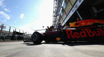 Кристиан Хорнер: Red Bull Racing нужно найти еще полсекунды, чтобы догнать Mercedes и Ferrari