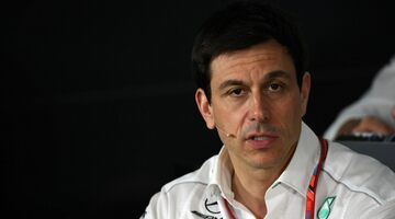 Тото Вольф: Нас ждёт интересная борьба с Ferrari по ходу всего сезона