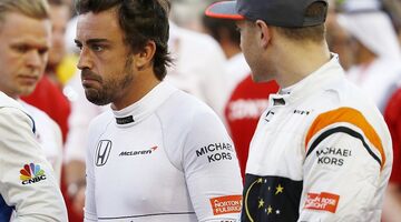 Фернандо Алонсо: Проблемы McLaren просто изумляют