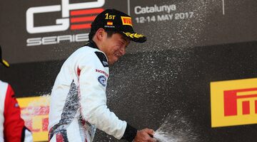 Ниреи Фукузими выиграл гонку открытия в Барселоне