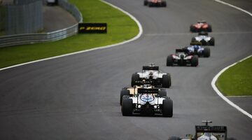 FIA поменяла количество поворотов на Ред Булл Ринге