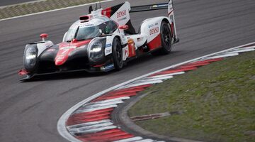 Повреждения аэродинамики стоили Toyota шансов на победу в Нюрбургринге
