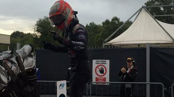 Лука Гьотто выиграл насыщенную гонку Формулы 2