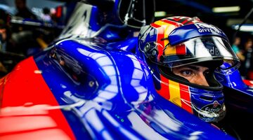 Карлос Сайнс точно проведет ближайшие гонки в Toro Rosso