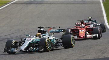 На финишной прямой сезона-2017: Mercedes против Ferrari