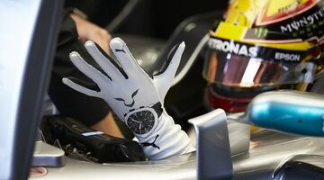 Гонщики Формулы 1 будут выступать в биометрических перчатках