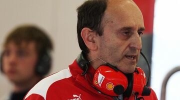 Экс-моторист Ferrari Лука Марморини помогает Aston Martin