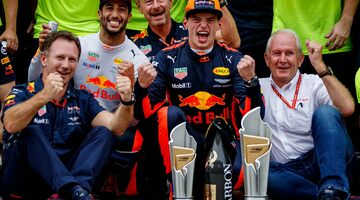 Официально: Макс Ферстаппен продлил контракт с Red Bull Racing до конца 2020 года