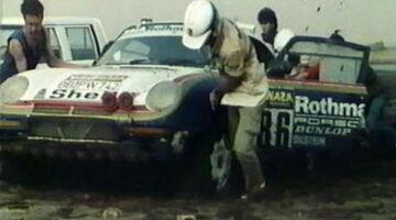 Видео: Как Porsche угодила в грязевую ловушку на «Дакаре-1986»