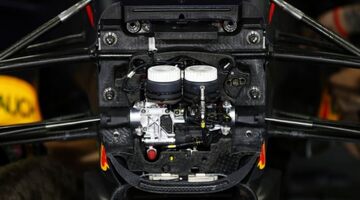 FIA запретила систему взаимодействия подвески и рулевого управления
